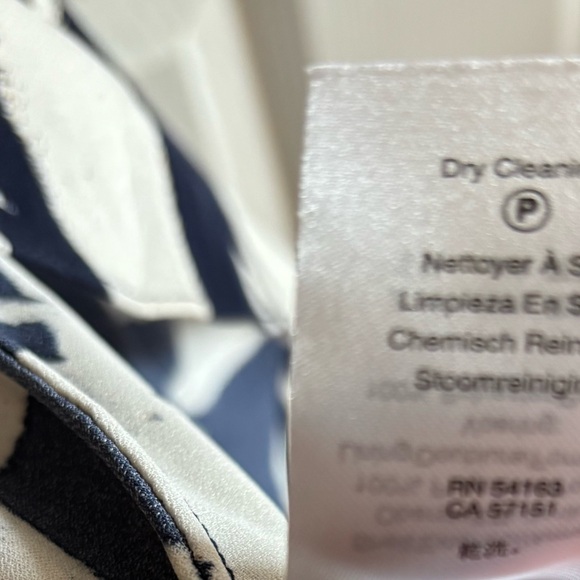 DKNY Navy and Cream Floral Dress - Picture 5 of 7